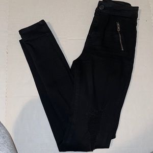 FASHION NOVA BLACK HIGH WAISTED JEANS WITH RIPS SIZE 1